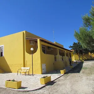 https://residence-mediterraneo.sicilyhotelsitaly.net